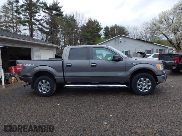 2014 Ford F-150 XL with VIN 1FTFW1ET8EFB75196, listed as a IAAI auction lot 41945260 with 319,194 mi miles. Bid and sale history available at carsss.com. Image 13.