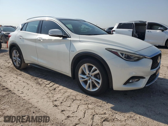 2018 Infiniti QX30 ESSENTIAL with VIN SJKCH5CP0JA003209, listed as a Copart auction lot 66005624 with 25,510 mi miles and Salvage Title. Bid and sale history available at carsss.com. Image 4.