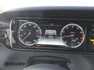 2015 Mercedes-Benz S 550 with VIN WDDXJ8FB8FA000811, listed as a IAAI auction lot 41342939 with 93,838 mi miles and . Bid and sale history available at carsss.com. Image 7.