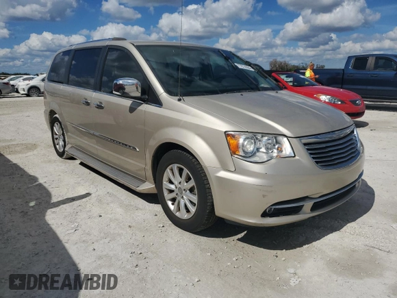 2016 Chrysler Town & Country Limited Platinum with VIN 2C4RC1GG8GR127604, listed as a Copart auction lot 77874084 with 0 mi miles and Salvage Title. Bid and sale history available at carsss.com. Image 4.