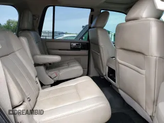 2016 Lincoln Navigator Select z VIN 5LMJJ2HT4GEL09228, wystawiony jako Copart lot #56006535 z przebiegiem 157 100 mil mil oraz Szkoda całkowita • Salvage title. Historia ofert i sprzedaży dostępna na DreamBid. Obrazek 11.