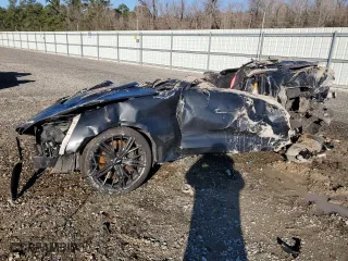 2018 Chevrolet Camaro ZL1 with VIN 1G1FK3D60J0152357, listed as a Copart auction lot 43484515 with 0 mi miles and Salvage Title. Bid and sale history available at carsss.com. Image 1.