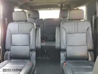 2022 Chevrolet Suburban RST with VIN 1GNSCEKD1NR304560, listed as a Copart auction lot 54498525 with 83,522 mi miles and Salvage Title. Bid and sale history available at carsss.com. Image 10.