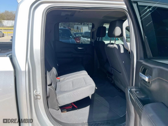 2019 Chevrolet Silverado 1500 LT with VIN 3GCPWCEK2KG134340, listed as a Copart auction lot 50089435 with 61,193 mi miles and Clean Title. Bid and sale history available at carsss.com. Image 6.