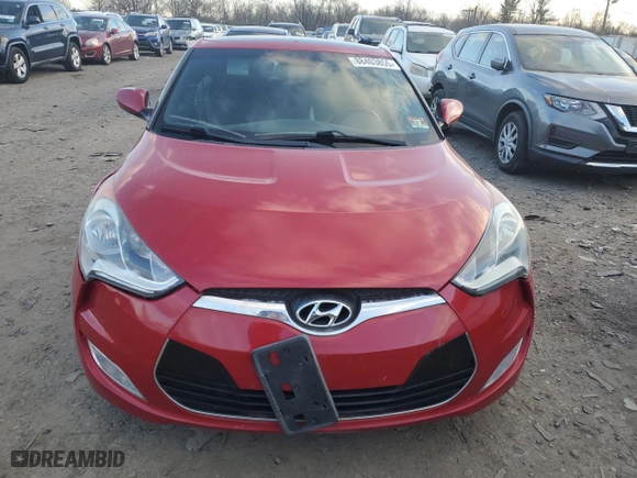 2016 Hyundai Veloster with VIN KMHTC6AD7GU282631, listed as a Copart auction lot 88403855 with NaN miles and Clean Title. Bid and sale history available at carsss.com. Image 5.