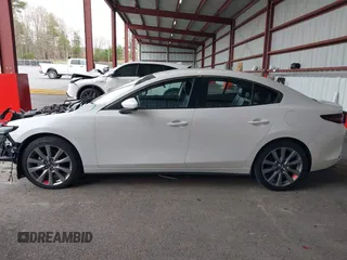 2019 Mazda 3 w/Select with VIN JM1BPACL2K1106916, listed as a IAAI auction lot 42082381 with 63,017 mi miles. Bid and sale history available at carsss.com. Image 15.