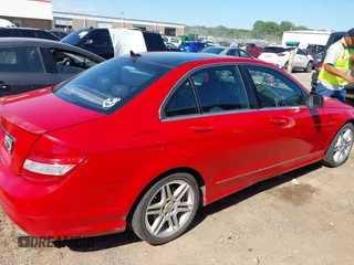 2008 Mercedes-Benz C 350 Sport z VIN WDDGF56X78F044705, wystawiony jako IAAI lot #42309460 z przebiegiem 137 869 mil mil oraz . Historia ofert i sprzedaży dostępna na DreamBid. Obrazek 14.