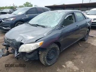2010 Toyota Corolla z VIN 1NXBU4EE7AZ313190, wystawiony jako IAAI lot #42071393 z przebiegiem Nie podano mil oraz . Historia ofert i sprzedaży dostępna na DreamBid. Obrazek 16.