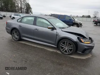 2018 Volkswagen Passat S z VIN 1VWAA7A35JC007820, wystawiony jako Copart lot #43833425 z przebiegiem 78 434 mil mil oraz Szkoda całkowita • Salvage title. Historia ofert i sprzedaży dostępna na DreamBid. Obrazek 4.