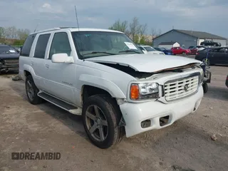 2000 Cadillac Escalade z VIN 1GYEK63R1YR207043, wystawiony jako IAAI lot #42139944 z przebiegiem 225 265 mil mil oraz . Historia ofert i sprzedaży dostępna na DreamBid. Obrazek 1.