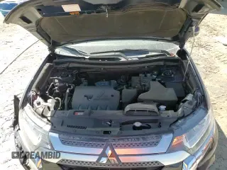 2020 Mitsubishi Outlander ES z VIN JA4AZ3A32LZ044273, wystawiony jako Copart lot #84566265 z przebiegiem 90 628 mil mil oraz Nie do naprawy • Non repairable. Historia ofert i sprzedaży dostępna na DreamBid. Obrazek 16.