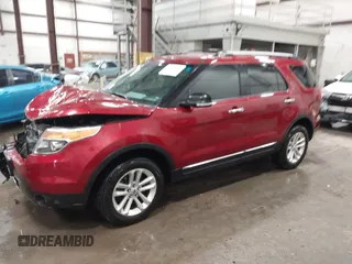 2014 Ford Explorer XLT with VIN 1FM5K8D82EGC13413, listed as a IAAI auction lot 41583376 with 138,890 mi miles and . Bid and sale history available at carsss.com. Image 17.