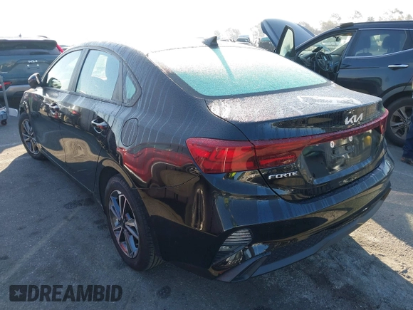 2022 Kia Forte LXS with VIN 3KPF24ADXNE463355, listed as a IAAI auction lot 41614375 with 18,792 mi miles. Bid and sale history available at carsss.com. Image 3.
