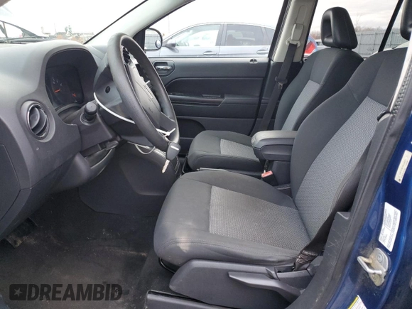 2009 Jeep Compass North with VIN 1J4FT47B19D234521, listed as a Copart auction lot 86703924 with 201,476 mi miles and Clean Title. Bid and sale history available at carsss.com. Image 7.