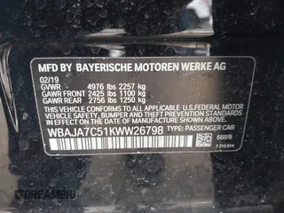 2019 BMW 5 Series 530i xDrive with VIN WBAJA7C51KWW26798, listed as a IAAI auction lot 41320980 with 65,865 mi miles. Bid and sale history available at carsss.com. Image 9.