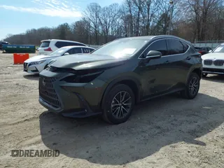2024 Lexus NX 250 Premium z VIN 2T2GDCAZ1RC015929, wystawiony jako IAAI lot #41686646 z przebiegiem 27 898 mil mil oraz . Historia ofert i sprzedaży dostępna na DreamBid. Obrazek 17.