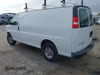 2019 GMC Savana Cargo with VIN 1GTW7AFPXK1287974, listed as a IAAI auction lot 41923464 with 148,348 mi miles and . Bid and sale history available at DreamBid. Image 3.