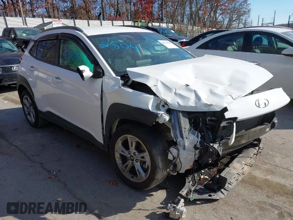 2023 Hyundai Kona SEL with VIN KM8K6CAB6PU955473, listed as a IAAI auction lot 40722504 with 25,675 mi miles. Bid and sale history available at carsss.com. Image 1.