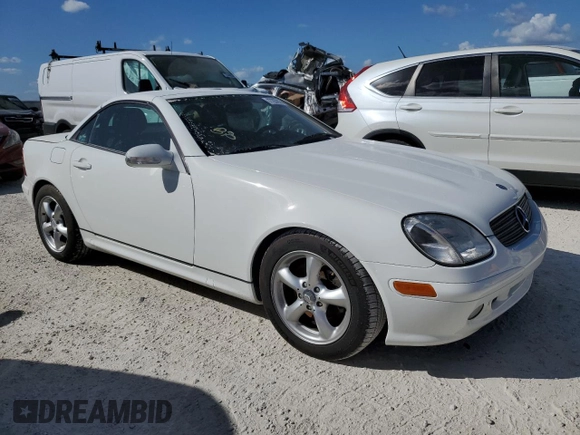 2001 Mercedes-Benz SLK-Class with VIN WDBKK65F71F218677, listed as a Copart auction lot 77267814 with Not Provided miles and Salvage Title. Bid and sale history available at carsss.com. Image 4.