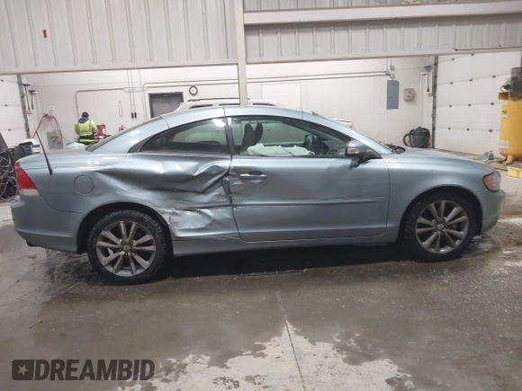 2010 Volvo C70 with VIN YV1672MC5AJ093125, listed as a IAAI auction lot 41459887 with 107,944 mi miles. Bid and sale history available at carsss.com. Image 13.