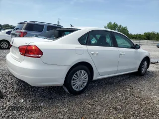 2014 Volkswagen Passat Wolfsburg Edition with VIN 1VWAT7A39EC081810, listed as a Copart auction lot 62676645 with 121,642 mi miles and Salvage title. Bid and sale history available at DreamBid. Image 3.