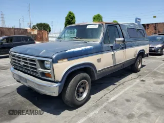 1986 Ford F-150 z VIN 1FTDF15N4GPA50069, wystawiony jako Copart lot #57271735 z przebiegiem 44 137 mil mil oraz Czysty tytuł • Clean title. Historia ofert i sprzedaży dostępna na DreamBid. Obrazek 1.