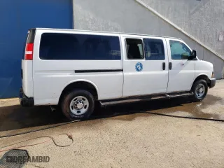 2022 Chevrolet Express Passenger LS with VIN 1GAZGNF77N1255047, listed as a Copart auction lot 67718524 with 0 mi miles and Non Repairable. Bid and sale history available at carsss.com. Image 3.