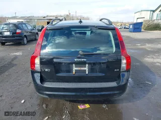 2008 Volvo V50 2.4L with VIN YV1MW382782377300, listed as a IAAI auction lot 41347028 with 157,982 mi miles. Bid and sale history available at carsss.com. Image 16.