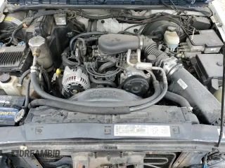 2000 GMC Jimmy Diamond Edition Luxury with VIN 1GKDT13W4Y2277222, listed as a Copart auction lot 51162135 with 158,699 mi miles and Salvage Title. Bid and sale history available at carsss.com. Image 11.
