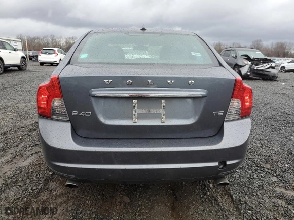 2011 Volvo S40 with VIN YV1672MS2B2541095, listed as a Copart auction lot 84199874 with 63,014 mi miles and Salvage Title. Bid and sale history available at carsss.com. Image 6.