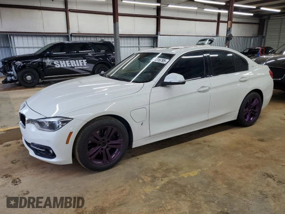 2017 BMW 3 Series 330e iPerformance with VIN WBA8E1C32HA030006, listed as a Copart auction lot 51316795 with 86,293 mi miles and Clean Title. Bid and sale history available at carsss.com. Image 1.