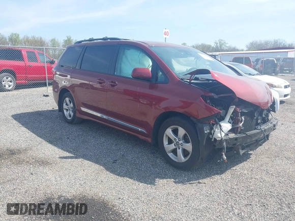 2018 Toyota Sienna LE Auto Access Seat with VIN 5TDKZ3DC2JS927200, listed as a IAAI auction lot 42062365 with 93,358 mi miles and . Bid and sale history available at DreamBid. Image 1.