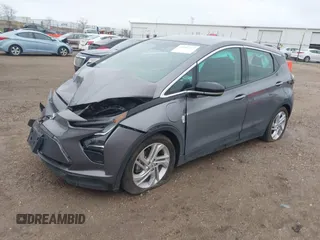2023 Chevrolet Bolt EV 1LT z VIN 1G1FW6S09P4136907, wystawiony jako IAAI lot #42081367 z przebiegiem 41 736 mil mil oraz . Historia ofert i sprzedaży dostępna na DreamBid. Obrazek 17.