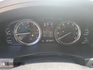 2020 Lexus LX 570 with VIN JTJDY7AX3L4320650, listed as a Copart auction lot 57576655 with 82,762 mi miles and Salvage title. Bid and sale history available at DreamBid. Image 9.