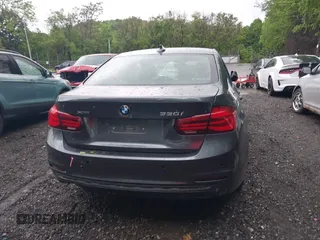 2018 BMW 3 Series 330i xDrive with VIN WBA8D9C58JEM34493, listed as a IAAI auction lot 42309425 with 58,868 mi miles and . Bid and sale history available at DreamBid. Image 16.