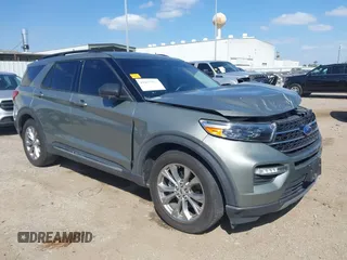 2020 Ford Explorer XLT with VIN 1FMSK7DH9LGB92568, listed as a IAAI auction lot 41812514 with 81,108 mi miles. Bid and sale history available at carsss.com. Image 1.