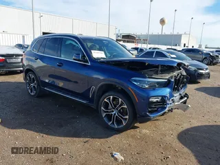 2021 BMW X5 sDrive40i with VIN 5UXCR4C0XM9G29080, listed as a IAAI auction lot 41340380 with 85,403 mi miles. Bid and sale history available at carsss.com. Image 1.