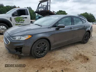 2020 Ford Fusion SE z VIN 3FA6P0HD4LR124425, wystawiony jako Copart lot #54596965 z przebiegiem 70 816 mil mil oraz Szkoda całkowita • Salvage title. Historia ofert i sprzedaży dostępna na DreamBid. Obrazek 1.