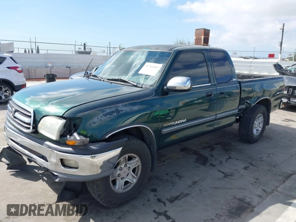 2000 Toyota Tundra SR5 with VIN 5TBRT3417YS122889, listed as a IAAI auction lot 41711107 with 288,475 mi miles and . Bid and sale history available at DreamBid. Image 18.