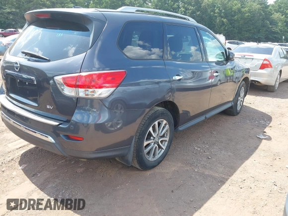 2014 Nissan Pathfinder Platinum with VIN 5N1AR2MN3EC723841, listed as a IAAI auction lot 42621901 with 172,033 mi miles and . Bid and sale history available at DreamBid. Image 4.