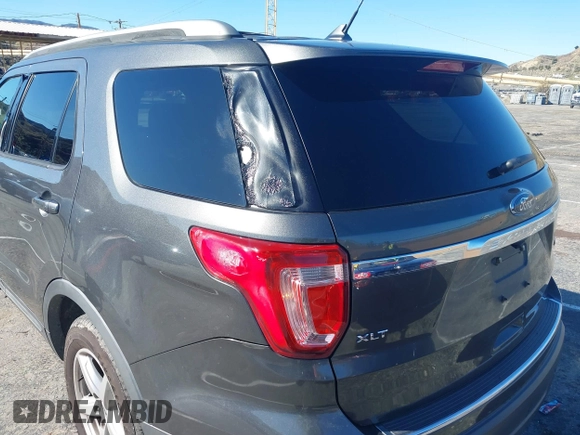 2018 Ford Explorer XLT with VIN 1FM5K7DH9JGA42583, listed as a IAAI auction lot 41418944 with 49,842 mi miles and . Bid and sale history available at DreamBid. Image 12.