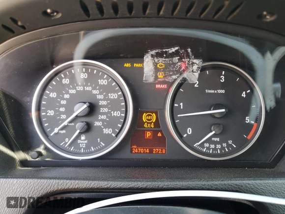 2012 BMW X5 35d with VIN 5UXZW0C57CL672443, listed as a Copart auction lot 55689215 with 247,014 mi miles and Clean title. Bid and sale history available at DreamBid. Image 9.