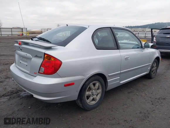 2005 Hyundai Accent GLS с VIN KMHCG35C25U359293, выставлен на аукционе IAAI как лот 41233474 с пробегом 148 344 миль миль и . История ставок и продаж доступна на DreamBid. Изображение 4.
