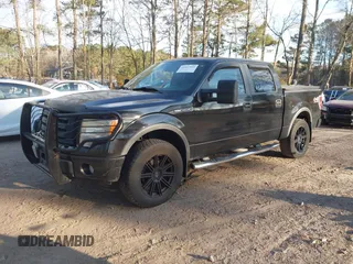 2009 Ford F-150 XL z VIN 1FTPW14V59FA97473, wystawiony jako IAAI lot #41027912 z przebiegiem 155 502 mil mil oraz . Historia ofert i sprzedaży dostępna na DreamBid. Obrazek 2.
