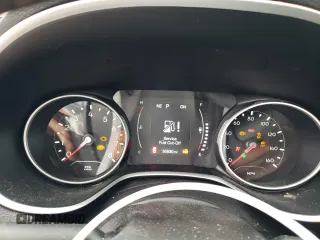 2021 Jeep Compass Altitude with VIN 3C4NJDBB7MT551883, listed as a Copart auction lot 69790784 with 36,830 mi miles and Clean title. Bid and sale history available at DreamBid. Image 9.