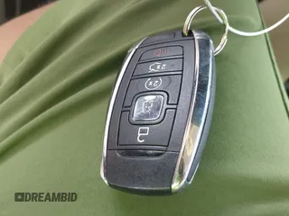2017 Lincoln MKC Reserve с VIN 5LMCJ3D97HUL30963, выставлен на аукционе IAAI как лот 42502238 с пробегом 51 038 миль миль и . История ставок и продаж доступна на DreamBid. Изображение 11.