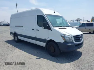 2014 Mercedes-Benz Sprinter Cargo with VIN WD3PE8DC3E5938341, listed as a IAAI auction lot 41920703 with 229,476 mi miles and . Bid and sale history available at carsss.com. Image 1.