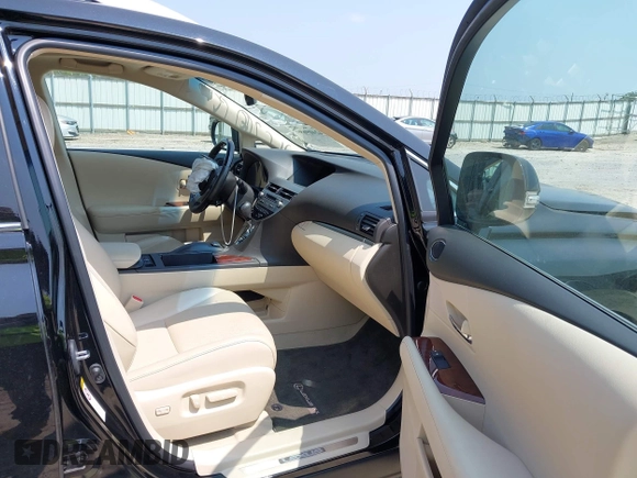2015 Lexus RX 350 z VIN 2T2ZK1BA8FC157167, wystawiony jako IAAI lot #42409699 z przebiegiem 54 079 mil mil oraz . Historia ofert i sprzedaży dostępna na DreamBid. Obrazek 5.