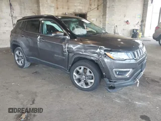2019 Jeep Compass High Altitude z VIN 3C4NJDCB0KT741990, wystawiony jako IAAI lot #42566781 z przebiegiem 61 041 mil mil oraz . Historia ofert i sprzedaży dostępna na DreamBid. Obrazek 1.