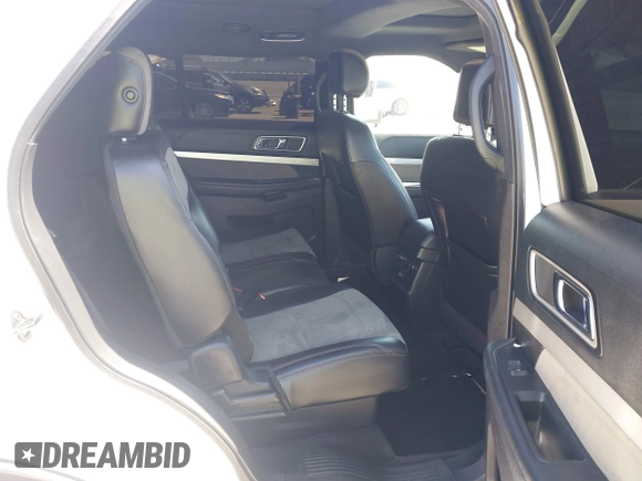 2017 Ford Explorer XLT с VIN 1FM5K7D84HGB40270, выставлен на аукционе IAAI как лот 42309347 с пробегом 115 113 миль миль и . История ставок и продаж доступна на DreamBid. Изображение 8.